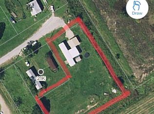 150 E 1st St, Markham, TX 77456