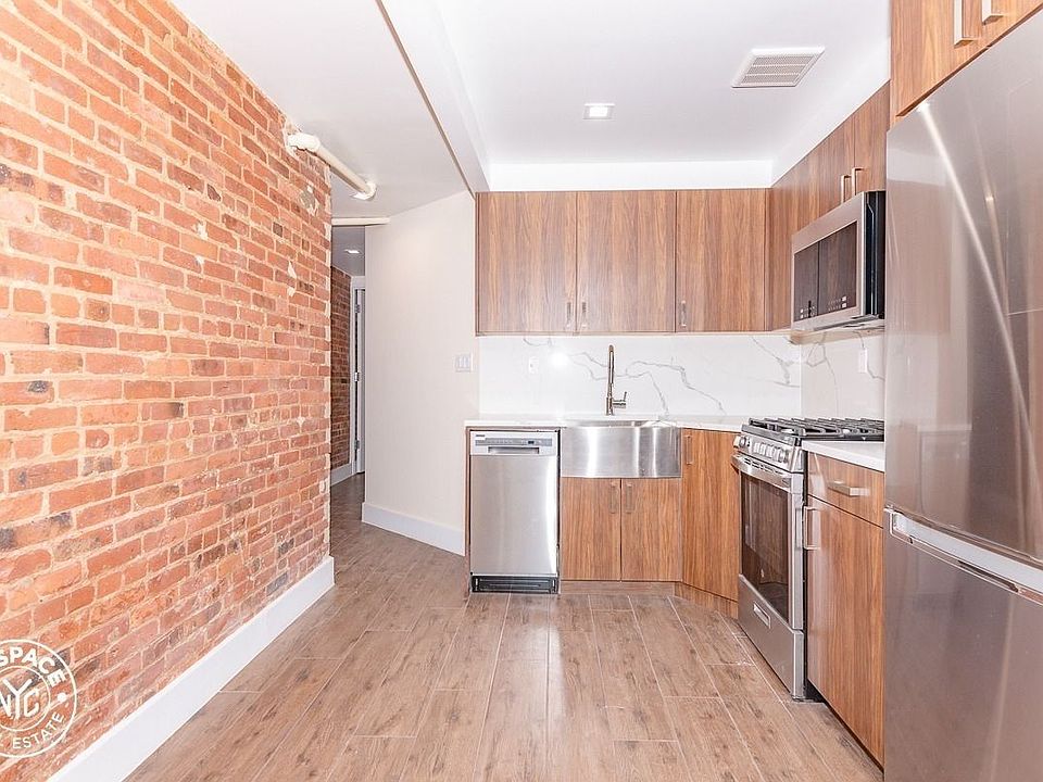 1st image of 252 Madison St #M2