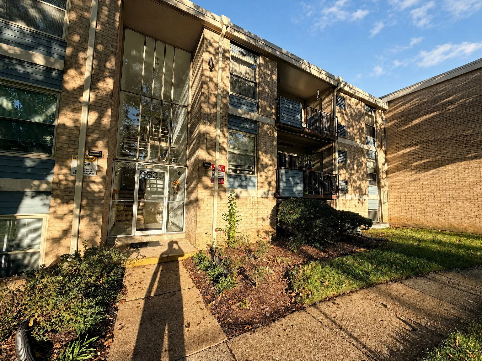 2 bed, 992 sqft, $1,600 — Photo 4