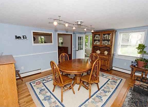 3rd image of 26 Burgoyne St