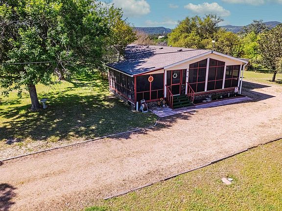 2nd image of 315 Crest Drive
