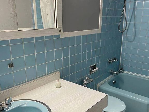 5th image of 2040 E 56th St APT 3