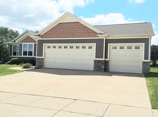 316 Grant Avenue Cir, Lisbon, IA 52253