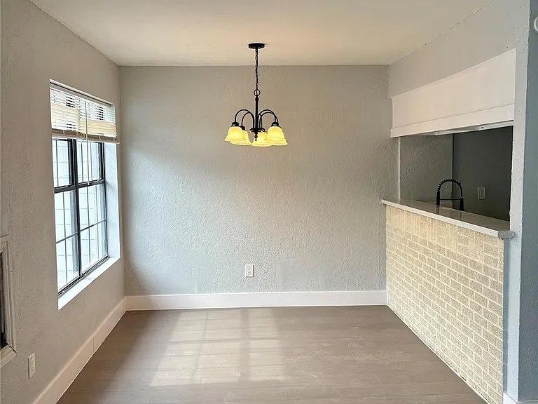 1125 Ann St #11 — Photo 12