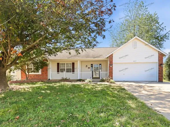 407 Appaloosa Trl, Saint Peters, MO 63376
