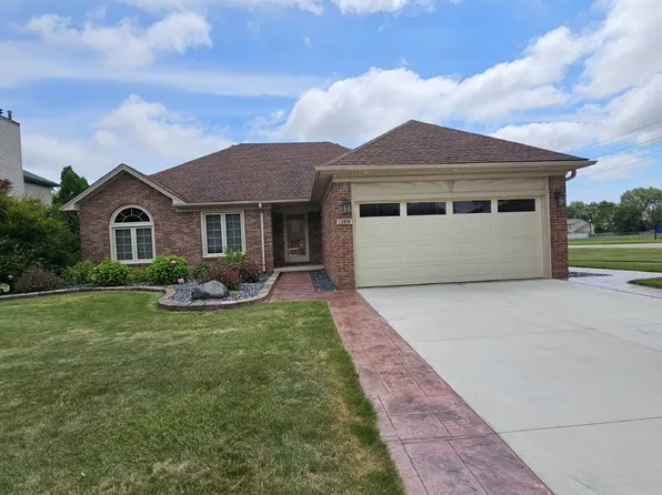 33010 Mazara Dr, Fraser, MI 48026