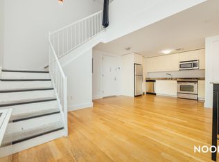 418 Keap St #3M, Brooklyn, NY 11211