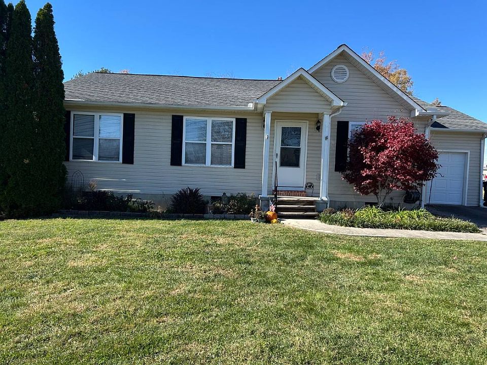 1st image of 615 Clifton Ln