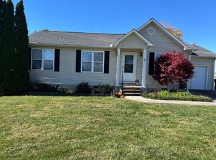 615 Clifton Ln, Cookeville, TN 38506