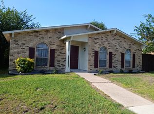 5616 Tucker St, The Colony, TX 75056