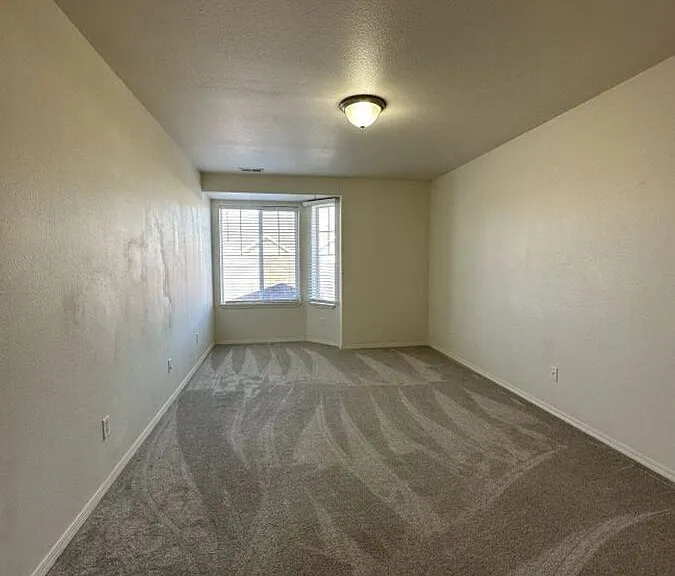 1112 Longbow Ln #G — Photo 10