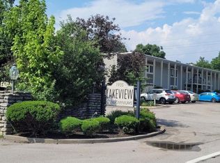 1935 Gardiner Ln APT E71, Louisville, KY