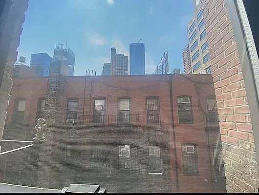 5th image of 356 W 45th St APT 5D