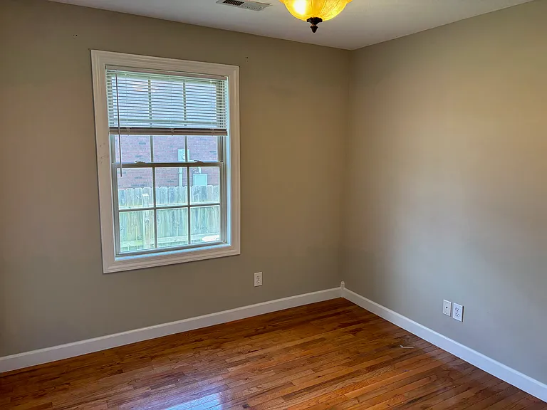 437 American Dr — Photo 5