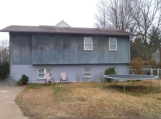 869 Chestnut Tree Dr, Annapolis, MD 21409