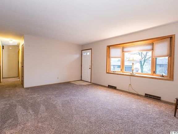 4th image of 2519 Marywood Dr