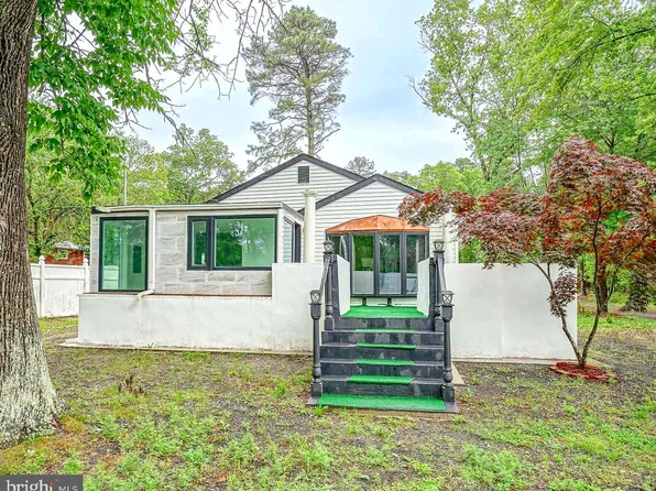1404 8th Ave, Williamstown, NJ 08094