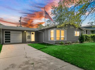 6847 Harrison St, Merrillville, IN 46410