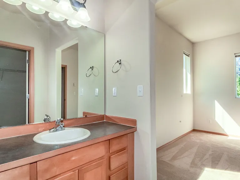 1272 Cooper St — Photo 17