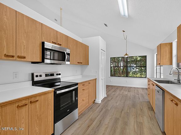 5th image of 11649 BRUSH RIDGE Circle S