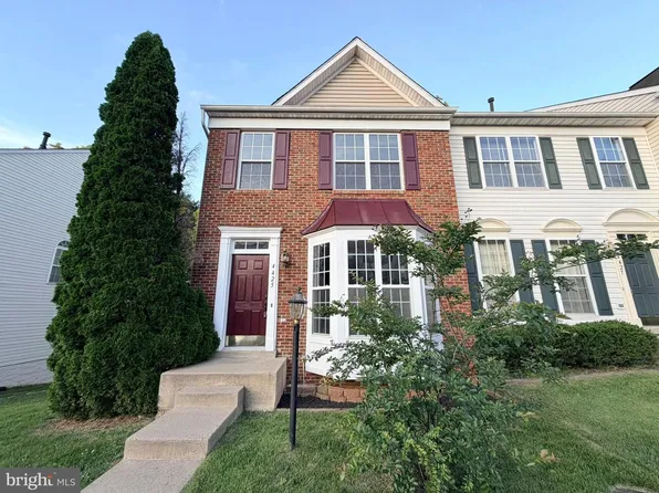 4425 Torrence Pl, Woodbridge, VA 22193