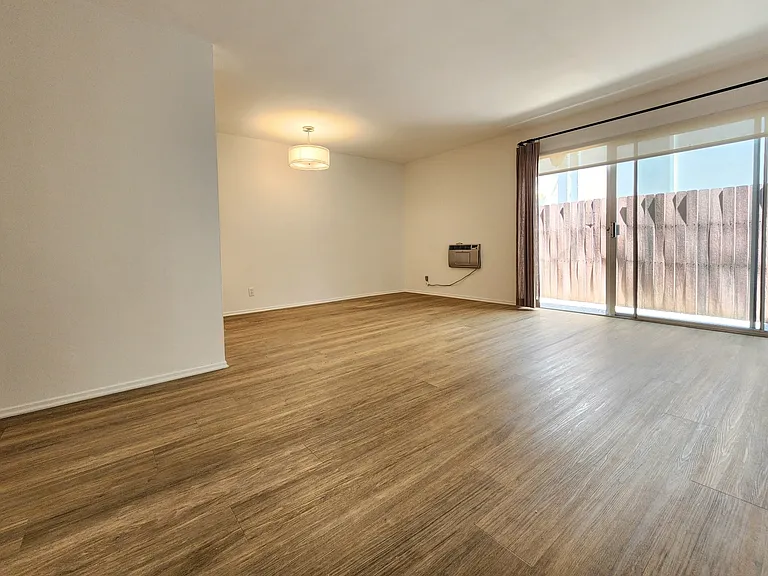 1852 Corinth Ave #5 — Photo 18