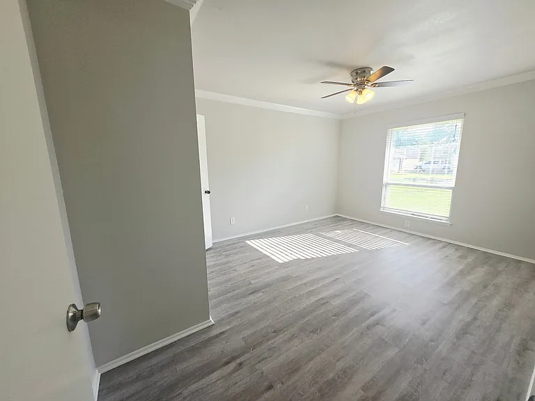 734 Spring Lake Dr — Photo 21
