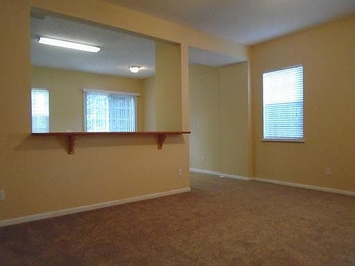 4th image of 964 Collinswood Dr