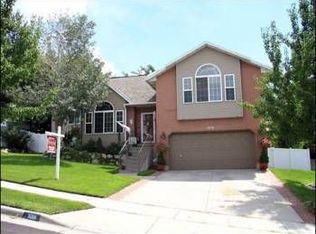 1056 Castle Rock Rd, Sandy, UT 84094