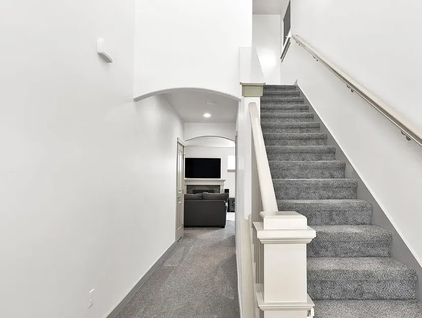 3 bed, 2.5 bath, 1772 sqft, $2,850 — Photo 3