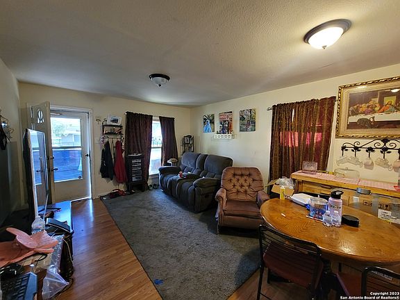 5th image of 163 CORNISH AVE