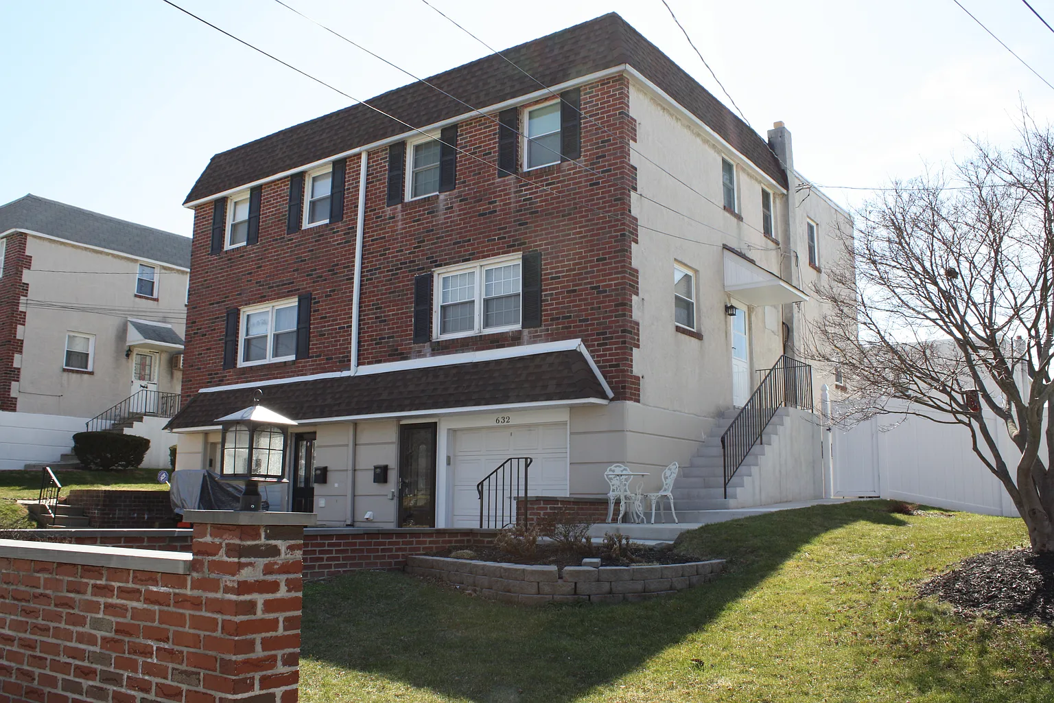 632 Gary Ln photo 1