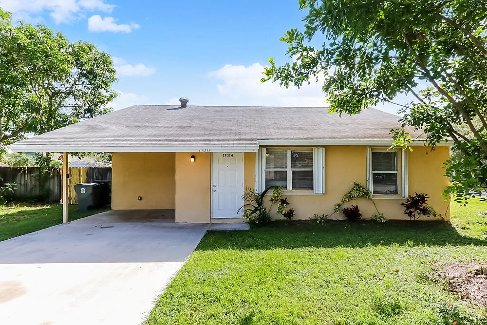 3 bed, 2.0 bath, 1310 sqft, $2,815 — Photo 1