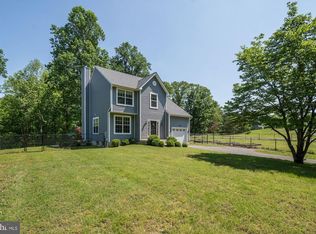 1695 Lottie Fowler Rd, Prince Frederick, MD 20678