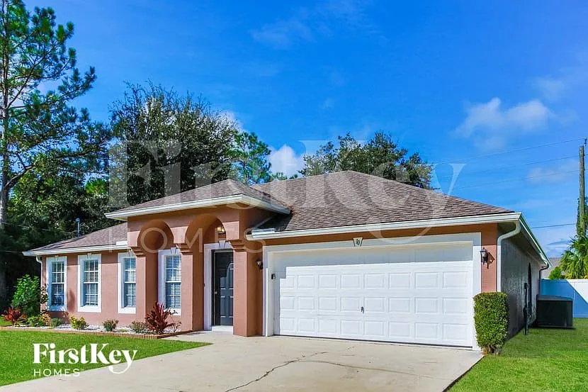 3 bed, 2.0 bath, 1963 sqft, $2,635 — Photo 3