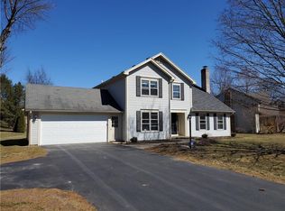 9 Tamarron Way, Pittsford, NY 14534