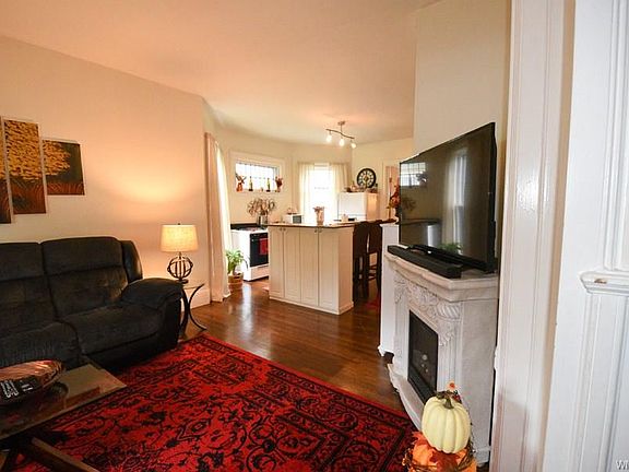 5th image of 447 Auburn Ave