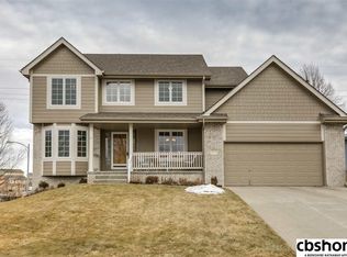 16018 Ames Ave, Omaha, NE 68116