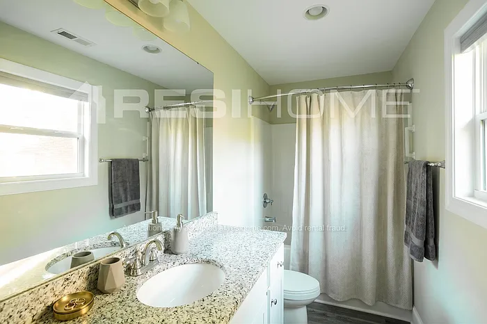 161 Glenwood Dr SW #1 — Photo 10