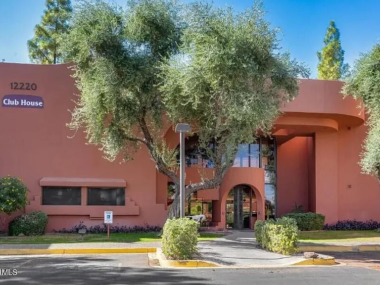 4303 E Cactus Rd #110 — Photo 46
