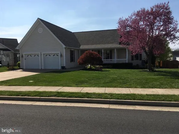 405 Custer Ct, Berryville, VA 22611