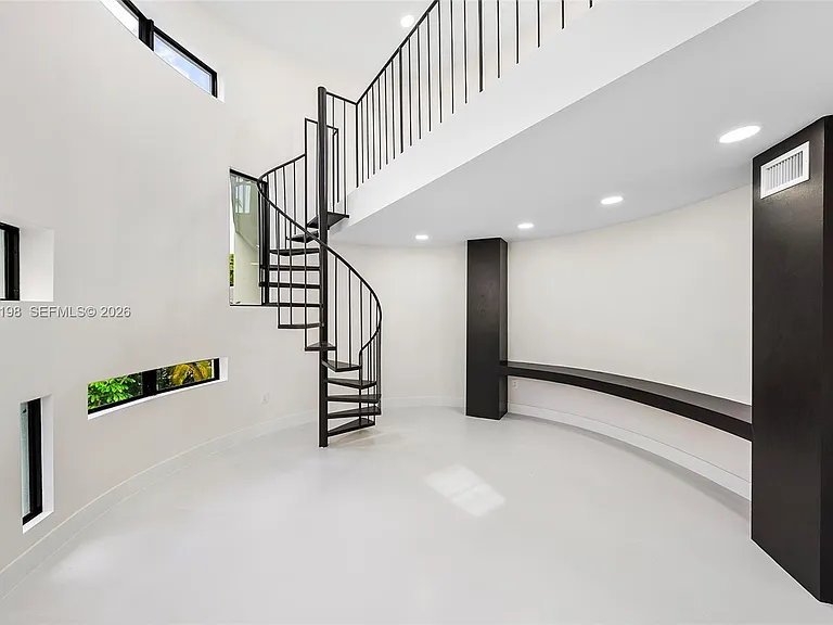 7540 Los Pinos Blvd — Photo 40