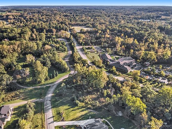 5th image of 3075 Fleming Lake Dr
