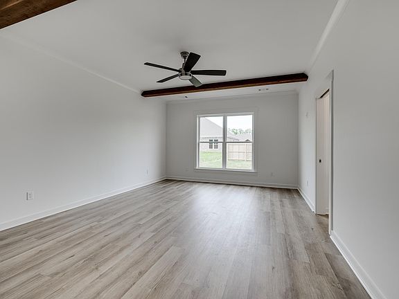 3rd image of 2318 Bridgewater Dr