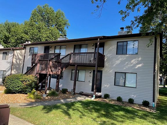 2nd image of 68 Pepperwood Ct