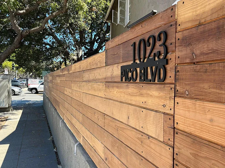 1023 Pico Blvd — Photo 23