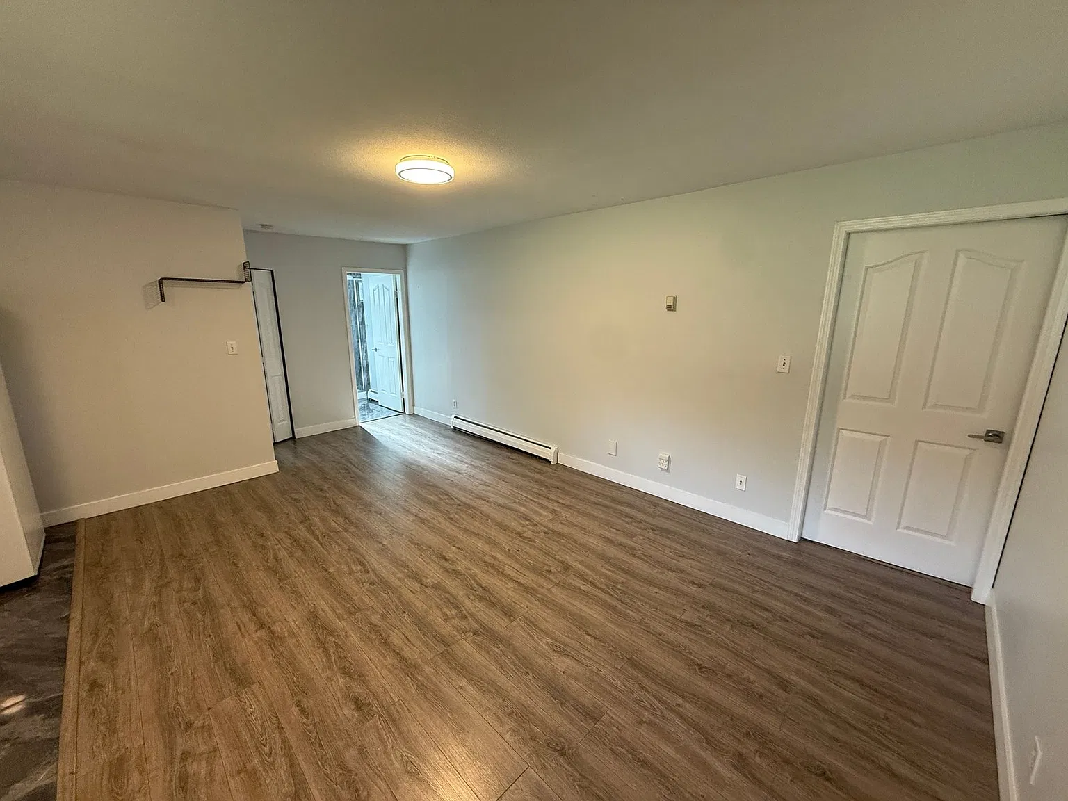 8430 150a Street Surrey — Photo 2