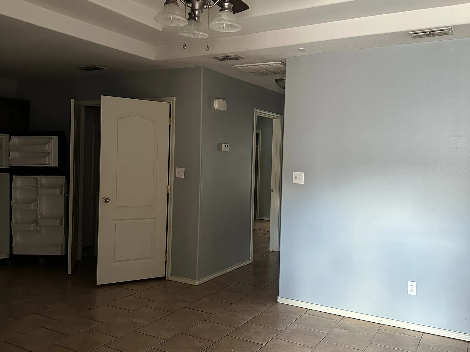 1805 Oasis Dr. - 4 — Photo 1