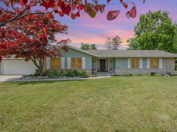 7390 Glen Eagle Dr, Bay City, MI 48706