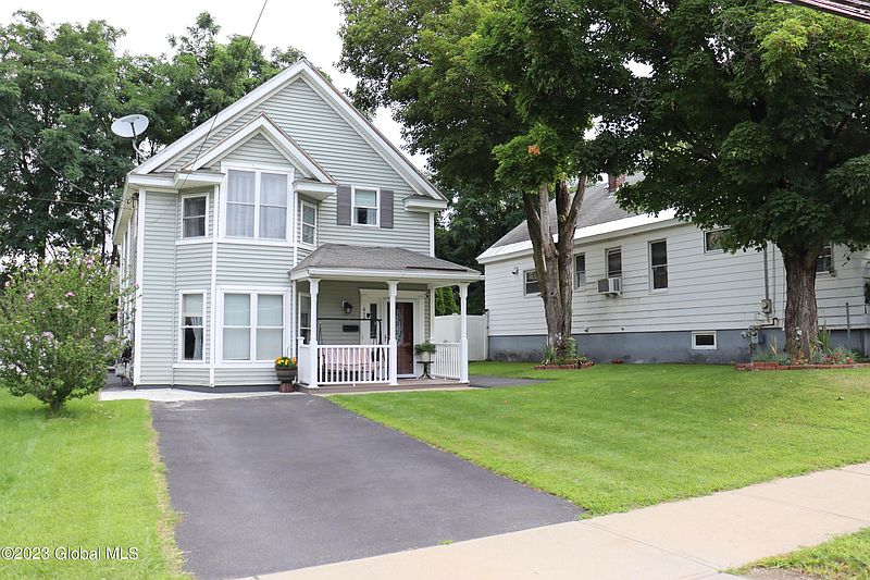 2nd image of 459 Alexander Street